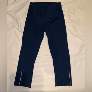 Lululemon Navy Blue Fast and Free HR Crop Leggings 19"